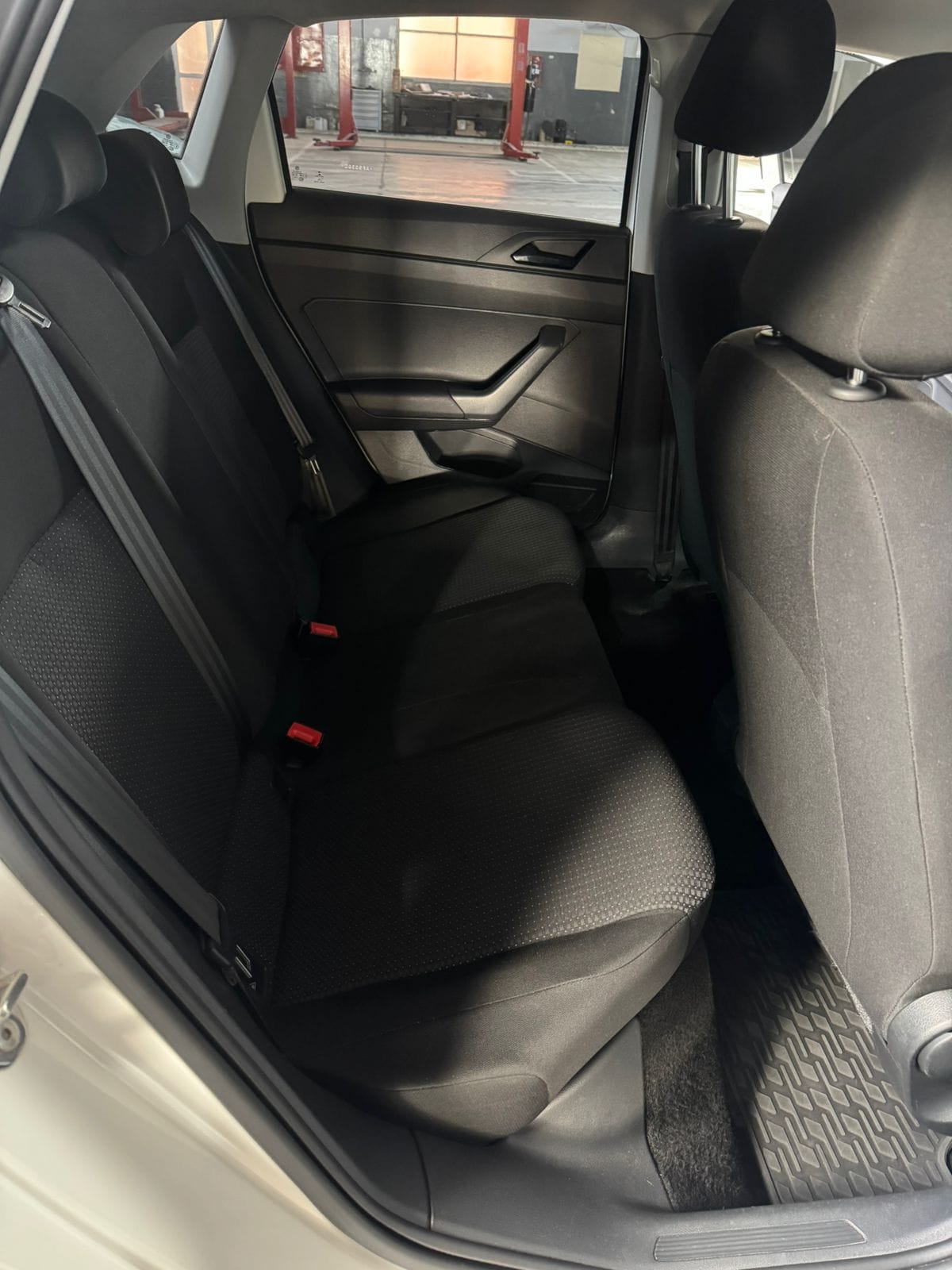 Volkswagen Polo miniatura 8